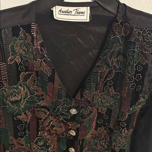 Another Thyme vintage
Floral Blouse with Sheer Sleeves